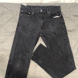 Black Levi’s Jeans 33 x 34